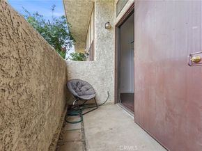 13243 Vanowen 2, North Hollywood CA 91605