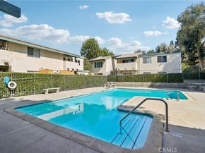 10636 Woodley 43, Granada Hills CA 91344