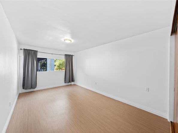 2401 Sunset Drive, Escondido CA 92025
