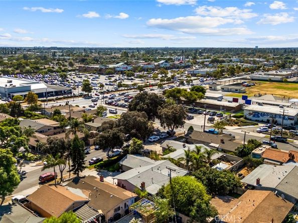 3413 W James Avenue, Santa Ana CA 92704