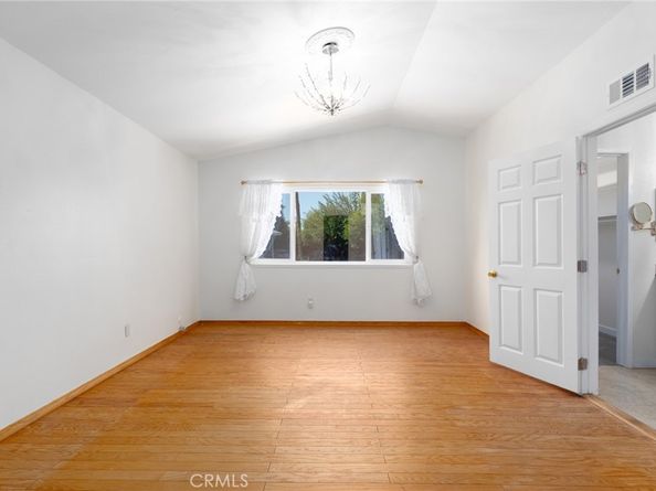 8730 Twin Trails Drive, San Diego CA 92129