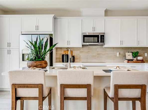 2739 E Amberley Privado, Ontario CA 91762