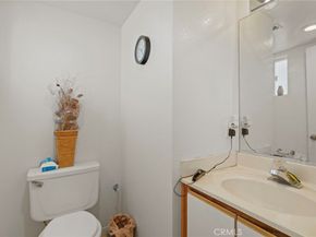 3918 W 118th Place 8, Hawthorne CA 90250