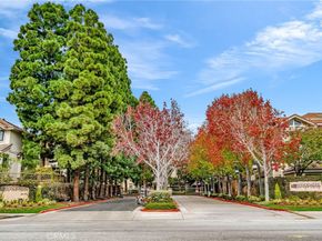 2559 Plaza Del Amo 215, Torrance CA 90503