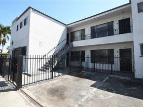 7104 san pedro, Los Angeles CA 90003