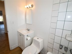 7104 san pedro, Los Angeles CA 90003