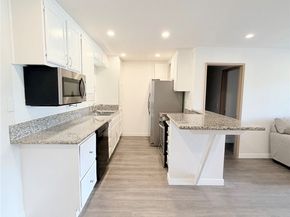 2507 E 15th 213, Long Beach CA 90804
