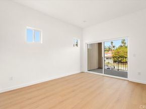 642 E Fairview Boulevard B, Inglewood CA 90302