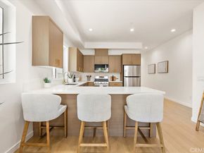 642 E Fairview Boulevard B, Inglewood CA 90302
