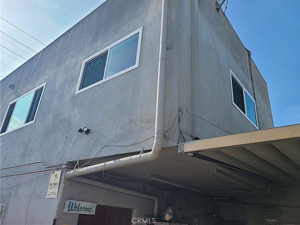 12940 Prairie Ave, Hawthorne CA 90250