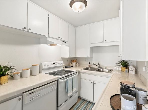 10472 Caminito Rimini, San Diego CA 92129