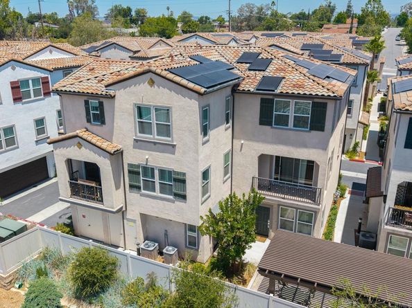 2328 Columba, Escondido CA 92025