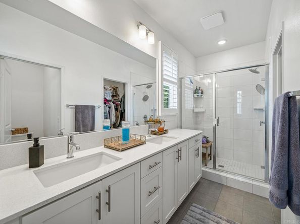 2328 Columba, Escondido CA 92025