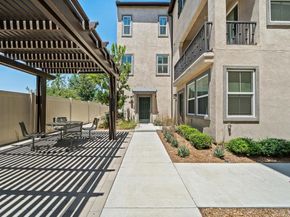 2328 Columba, Escondido CA 92025