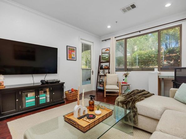 3887 Pell Place 126, San Diego CA 92130
