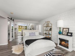 2544 Navarra 12, Carlsbad CA 92009