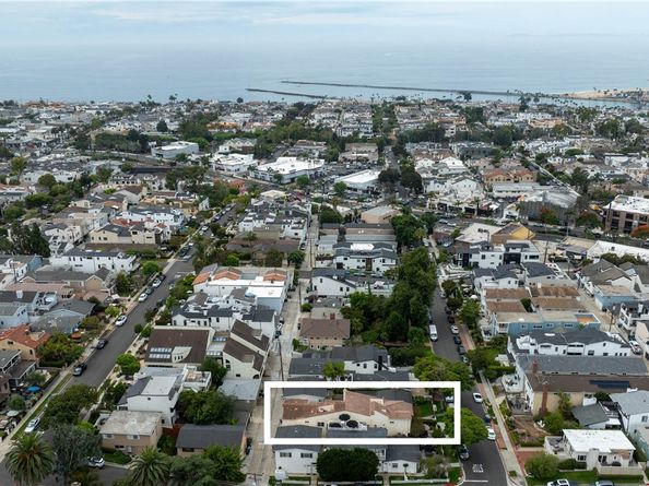 618 Iris Avenue B, Corona Del Mar CA 92625