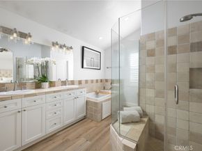 618 Iris Avenue B, Corona Del Mar CA 92625