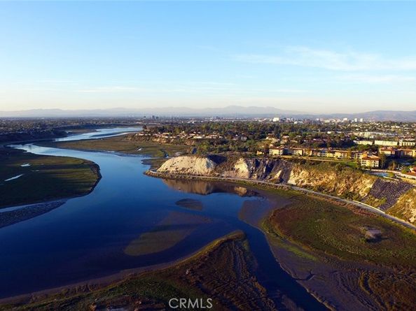 20091 Spruce Avenue, Newport Beach CA 92660