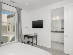 637 Cardiff Reef, Costa Mesa CA 92627