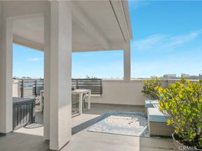 637 Cardiff Reef, Costa Mesa CA 92627