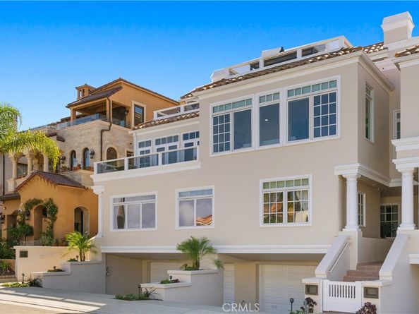 302 Carnation Avenue, Corona Del Mar CA 92625