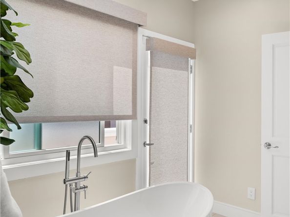 302 Carnation Avenue, Corona Del Mar CA 92625