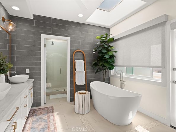 302 Carnation Avenue, Corona Del Mar CA 92625