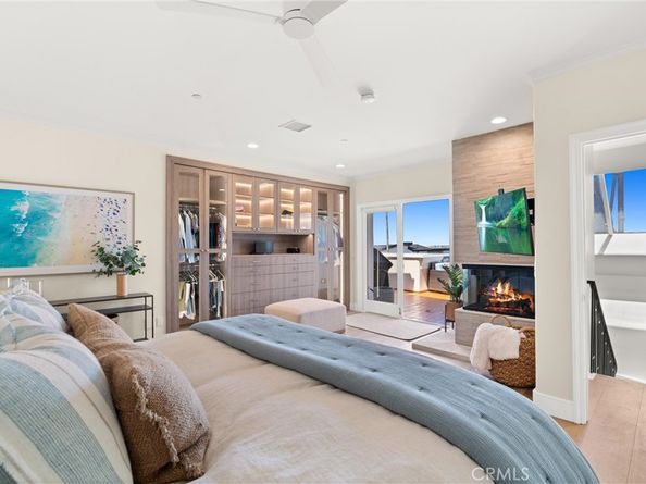 302 Carnation Avenue, Corona Del Mar CA 92625