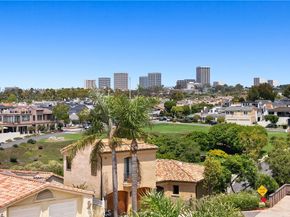 302 Carnation Avenue, Corona Del Mar CA 92625
