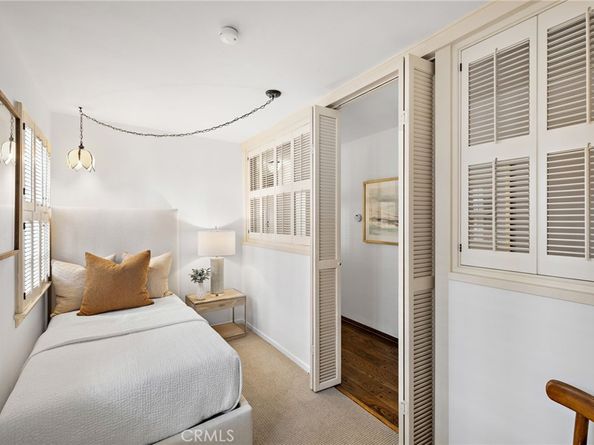 117 E Bay Front, Newport Beach CA 92662