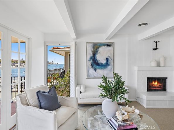 117 E Bay Front, Newport Beach CA 92662
