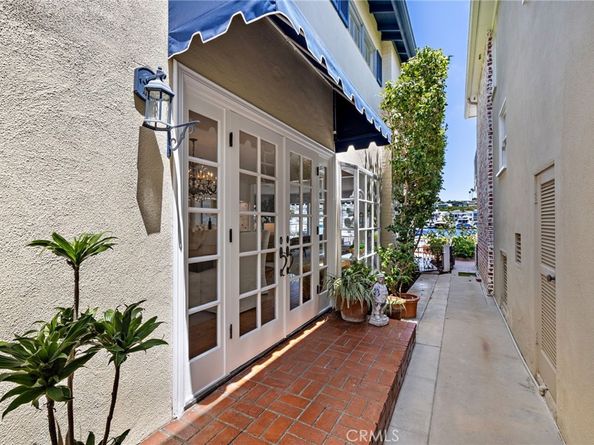 117 E Bay Front, Newport Beach CA 92662