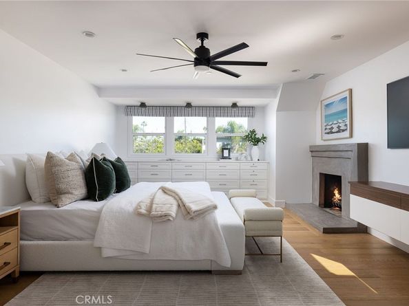 1230 Crystal Cove Way, Seal Beach CA 90740