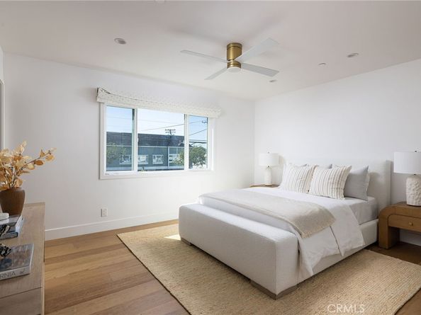 1230 Crystal Cove Way, Seal Beach CA 90740