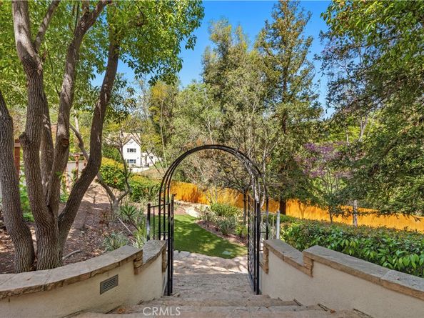 1935 Maverick Lane, North Tustin CA 92705