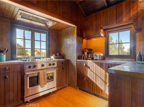 310 Hawthorne Road, Laguna Beach CA 92651