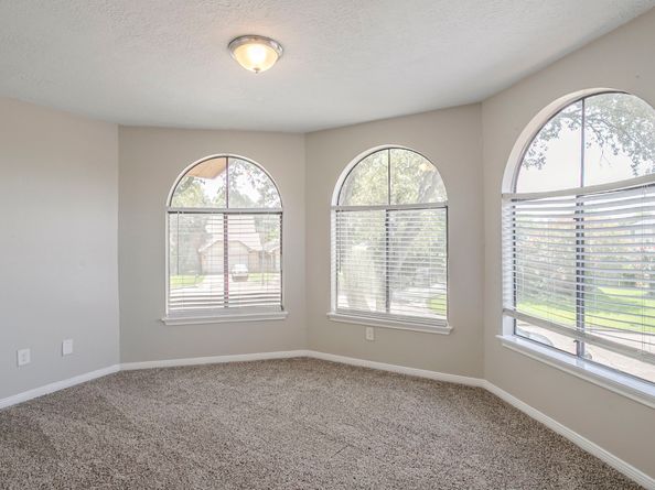 12710 Skyknoll Lane, Houston TX 77082