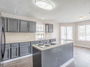 12710 Skyknoll Lane, Houston TX 77082