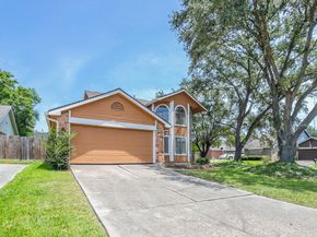 12710 Skyknoll Lane, Houston TX 77082