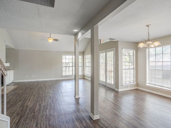 12710 Skyknoll Lane, Houston TX 77082