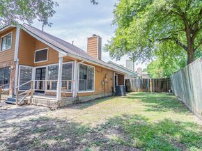 12710 Skyknoll Lane, Houston TX 77082