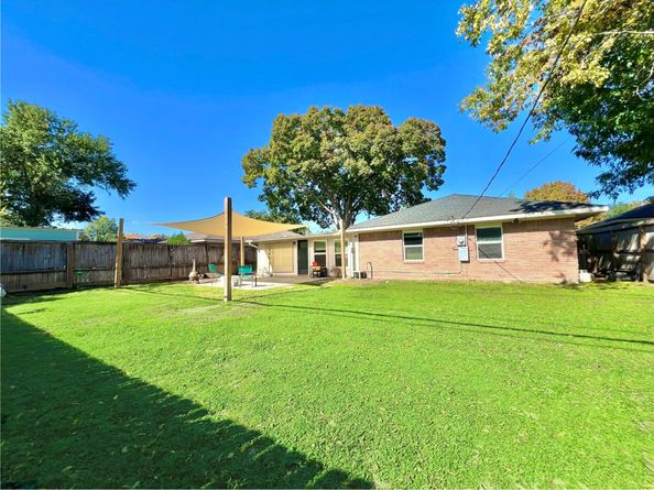 4913 W 43rd Street, Houston TX 77092
