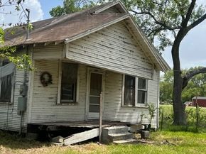 4905 Fuqua Street, Houston TX 77048