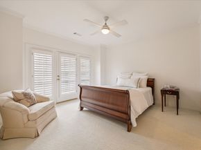 2214 Potomac Drive 2, Houston TX 77057
