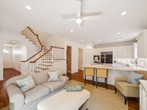 2214 Potomac Drive 2, Houston TX 77057