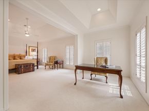 2214 Potomac Drive 2, Houston TX 77057