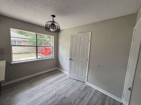 2006 Round Spring Drive, Houston TX 77339