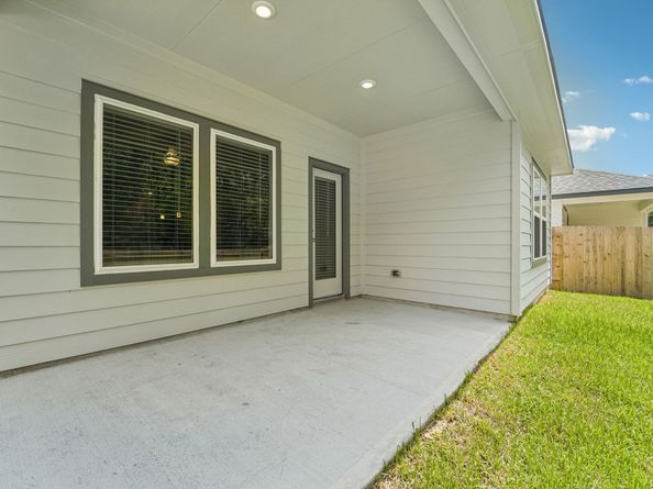 18640 Presswood Way Drive, New Caney TX 77357