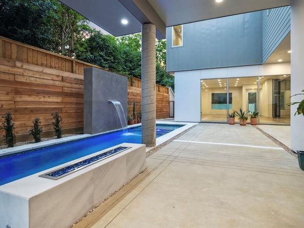 2129 Quenby Street, Houston TX 77005